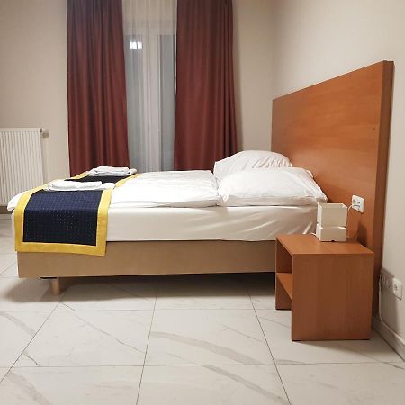 Hotel Emiliana Am Bahnhof Frankfurt am Main Eksteriør billede